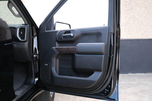 Photo of 2021 Ebony Twilight Metallic GMC Sierra 1500