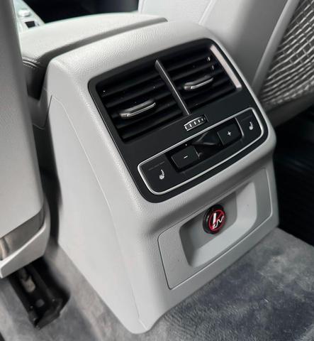 Photo of 2017 Silver Metallic Audi A4 allroad