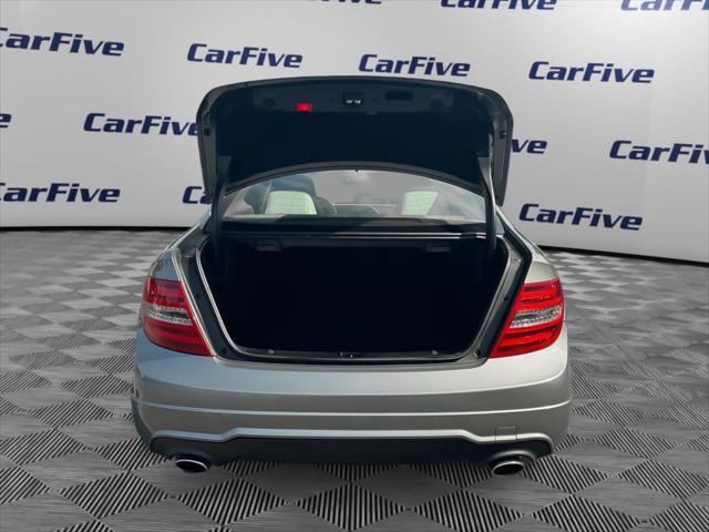 Photo of 2015 Steel Gray Metallic Mercedes-Benz C-Class