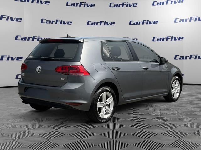 Photo of 2017 Platinum Gray Metallic Volkswagen Golf