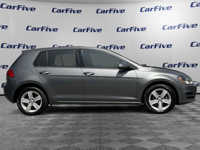 Photo of 2017 Platinum Gray Metallic Volkswagen Golf