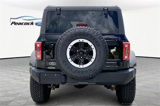 Photo of 2025 Shadow Black Ford Bronco
