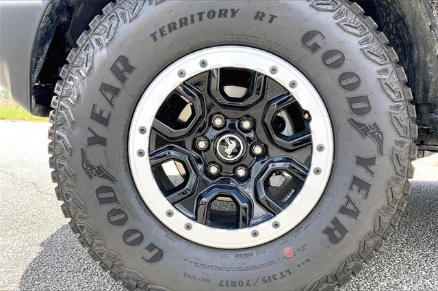 Photo of 2025 Shadow Black Ford Bronco