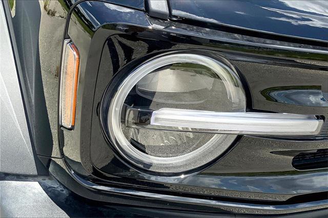 Photo of 2025 Shadow Black Ford Bronco