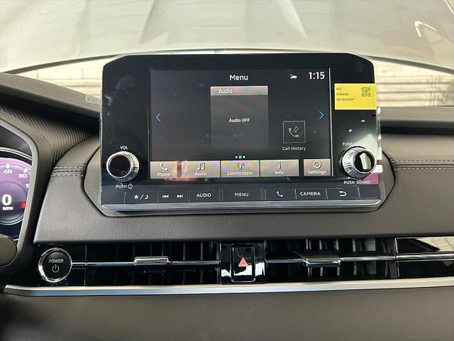 Photo of 2025 Alloy Silver Metallic Mitsubishi Outlander PHEV