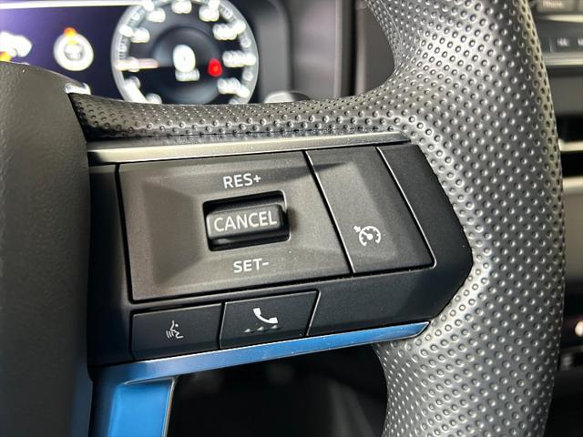 Photo of 2025 Alloy Silver Metallic Mitsubishi Outlander PHEV