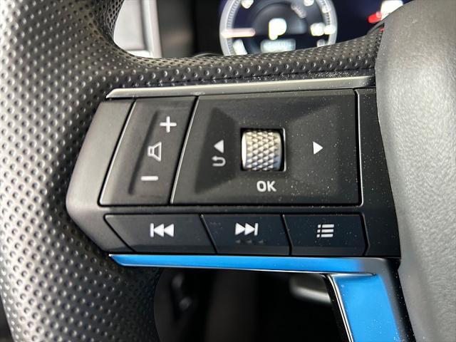 Photo of 2025 Alloy Silver Metallic Mitsubishi Outlander PHEV
