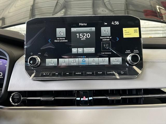 Photo of 2025 Labrador Black Pearl Mitsubishi Outlander PHEV