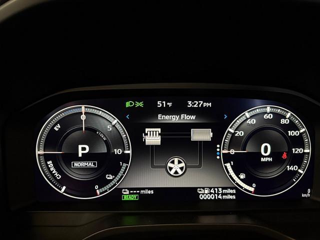 Photo of 2025 Alloy Silver Metallic Mitsubishi Outlander PHEV