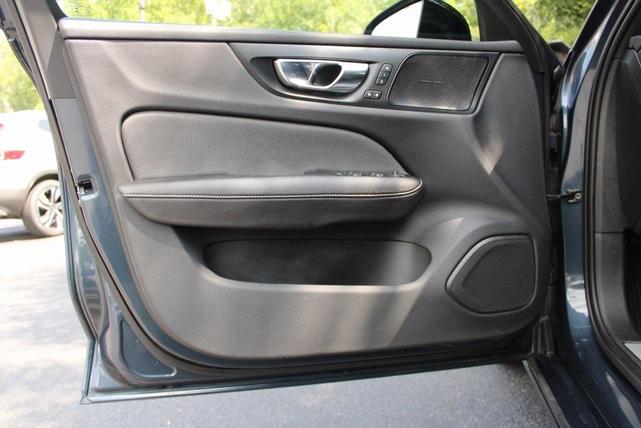 Photo of 2020 Blue Volvo S60