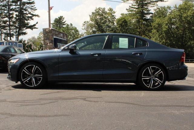 Photo of 2020 Blue Volvo S60