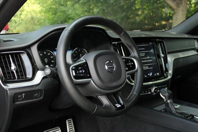 Photo of 2020 Blue Volvo S60