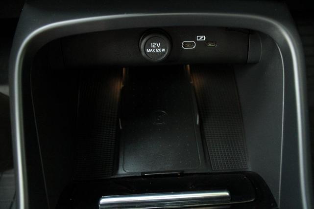 Photo of 2023 Fjord Blue Metallic Volvo XC40