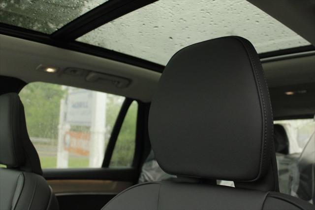 Photo of 2025 White Crystal Volvo XC90 Plug-In Hybrid
