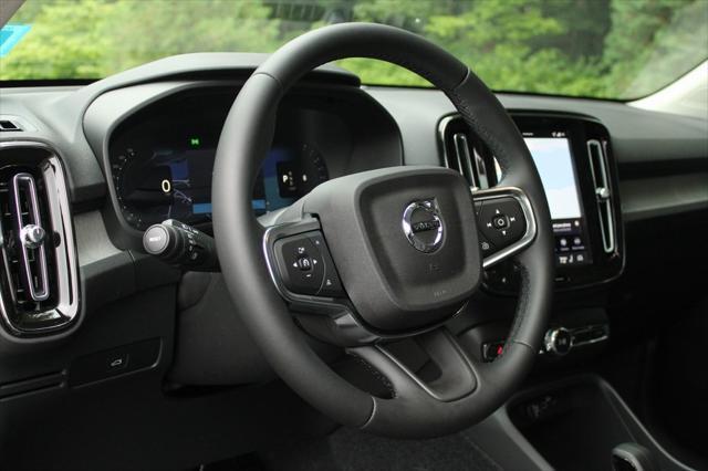 Photo of 2026 Grey Volvo XC40