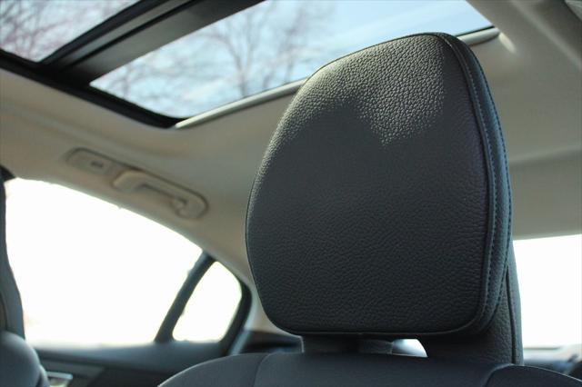 Photo of 2024 Onyx Black Metallic Volvo S60 Recharge Plug-In Hybrid