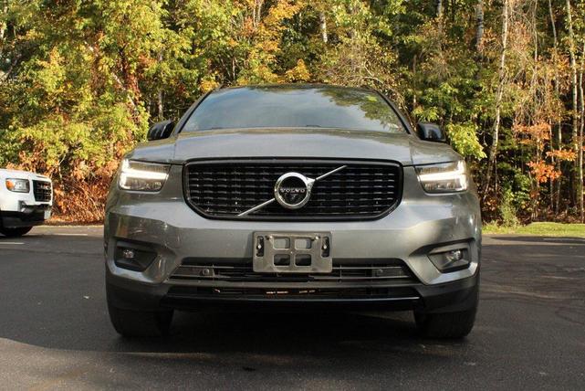 Photo of 2019 Osmium Grey Metallic Volvo XC40