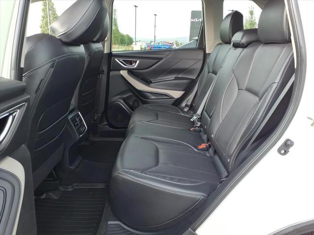 Photo of 2022 Crystal White Pearl Subaru Forester
