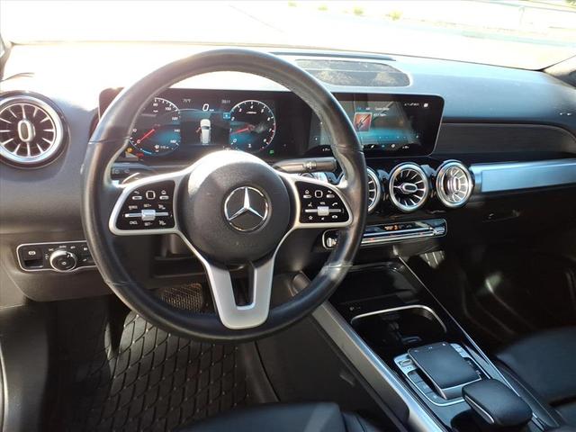 Photo of 2020 Polar White Mercedes-Benz GLB 250