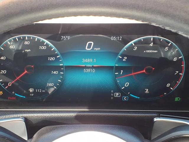 Photo of 2020 Polar White Mercedes-Benz GLB 250