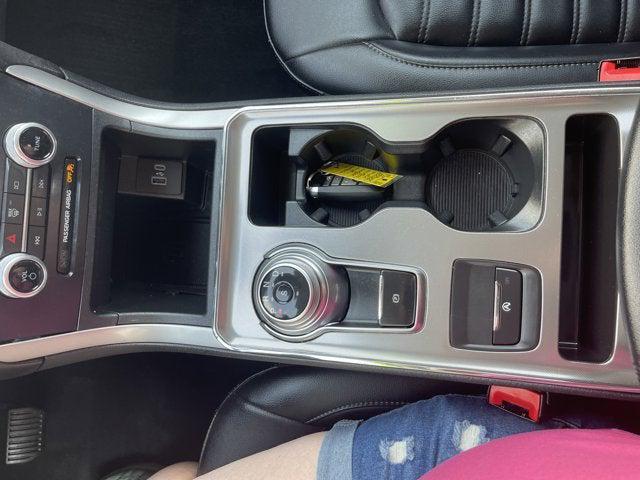 Photo of 2022 Silver Metallic Ford Edge