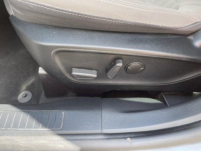 Photo of 2021 Carbonized Gray Metallic Ford Escape
