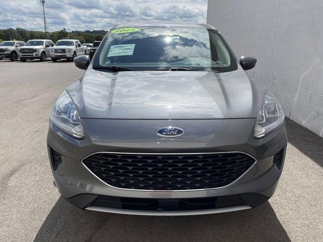Photo of 2021 Carbonized Gray Metallic Ford Escape