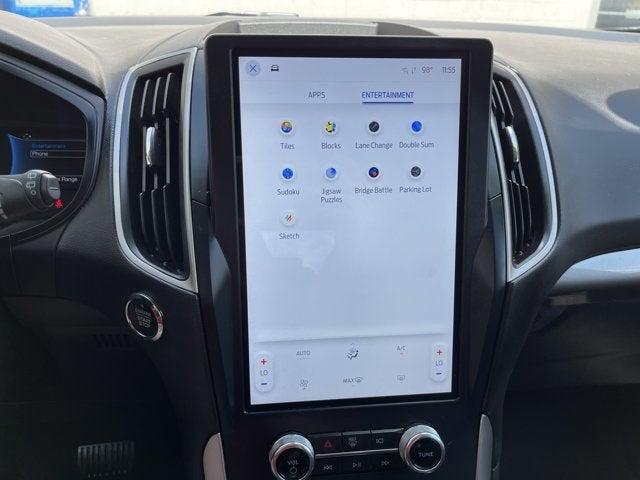 Photo of 2023 Agate Black Metallic Ford Edge