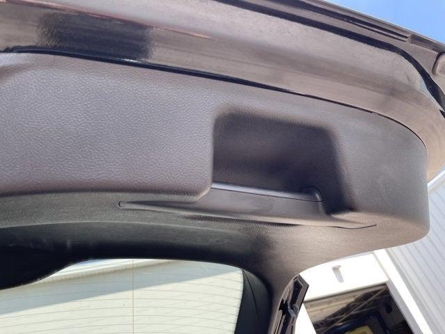 Photo of 2023 Agate Black Metallic Ford Edge