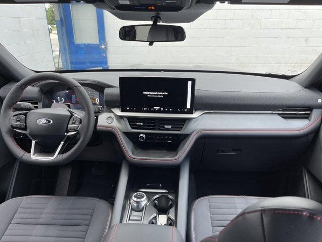 Photo of 2025 Agate Black Metallic Ford Explorer