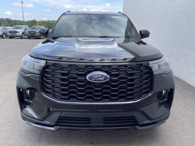 Photo of 2025 Agate Black Metallic Ford Explorer