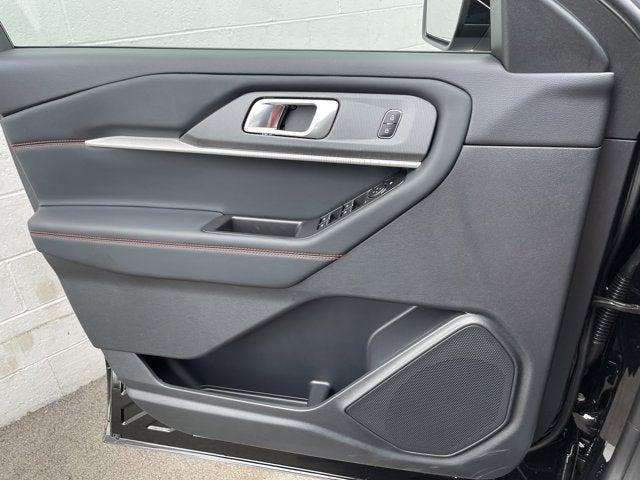 Photo of 2025 Agate Black Metallic Ford Explorer