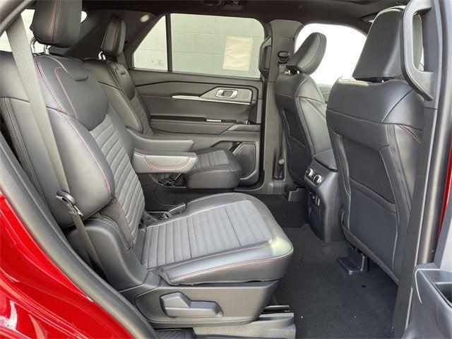 Photo of 2025 Rapid Red Metallic Tinted Clearcoat Ford Explorer