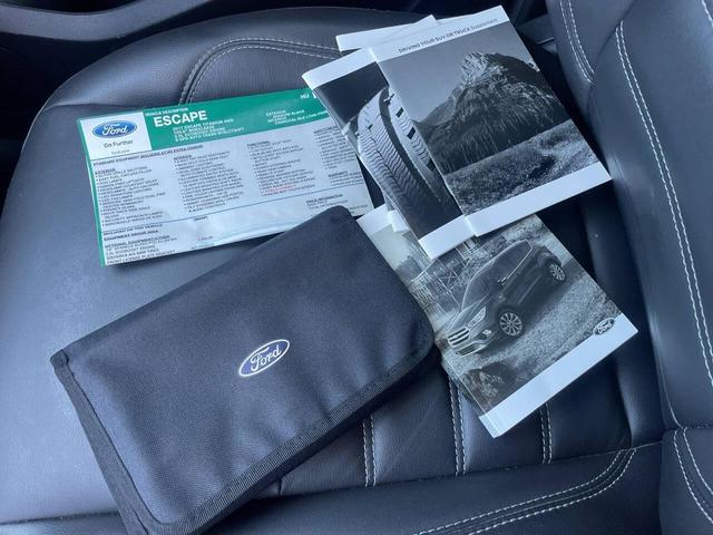 Photo of 2017 Shadow Black Ford Escape