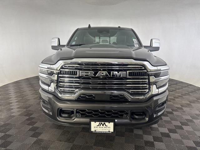 Photo of 2025 Granite Crystal Metallic Clearcoat RAM 2500
