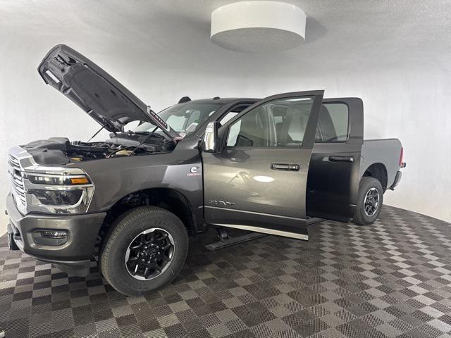 Photo of 2025 Granite Crystal Metallic Clearcoat RAM 2500