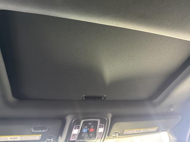 Photo of 2025 Granite Crystal Metallic Clearcoat RAM 2500
