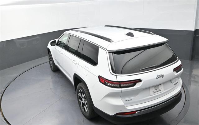 Photo of 2025 Bright White Clearcoat Jeep Grand Cherokee L
