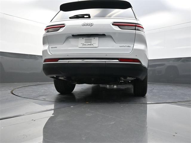 Photo of 2025 Bright White Clearcoat Jeep Grand Cherokee L