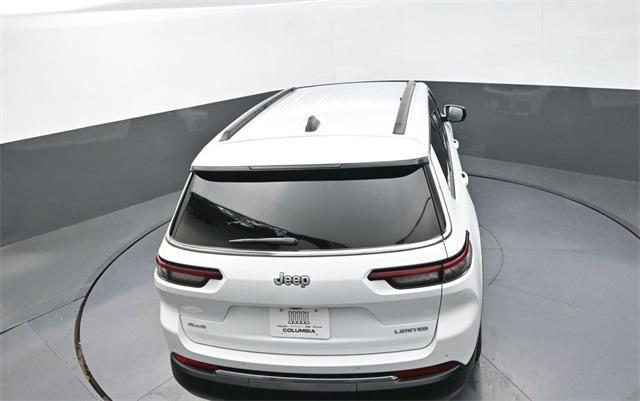 Photo of 2025 Bright White Clearcoat Jeep Grand Cherokee L