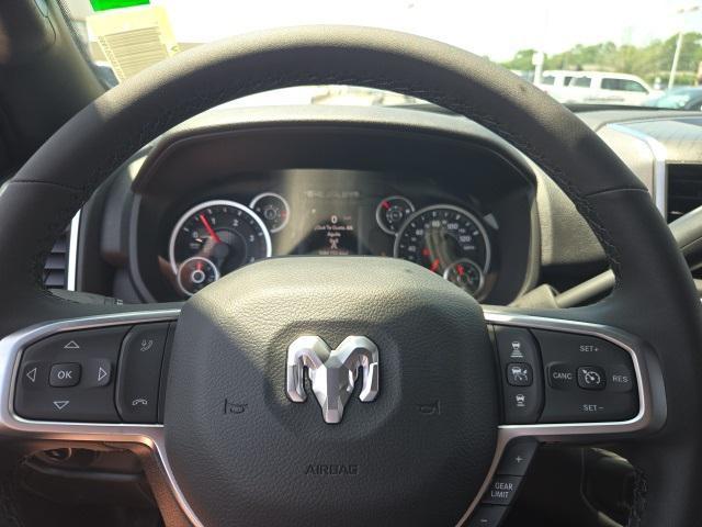 Photo of 2025 Diamond Black Crystal Pearlcoat RAM 2500