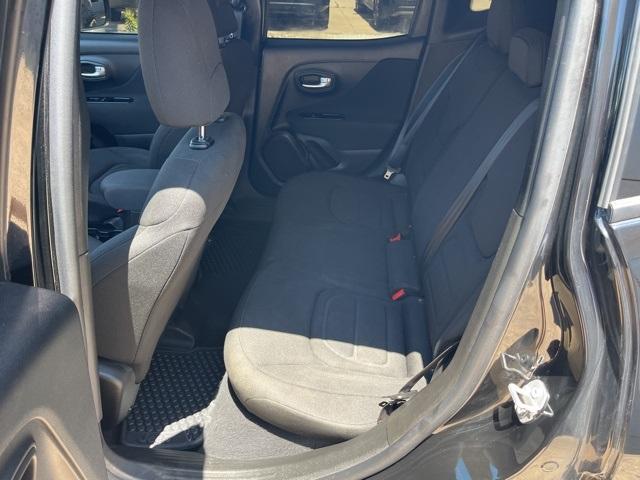 Photo of 2020 Black Clearcoat Jeep Renegade