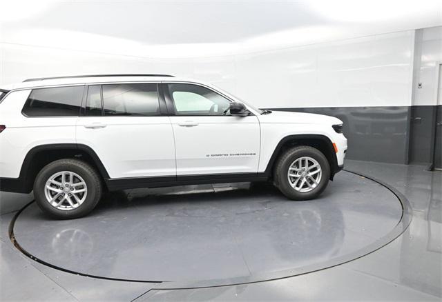 Photo of 2025 Bright White Clearcoat Jeep Grand Cherokee L