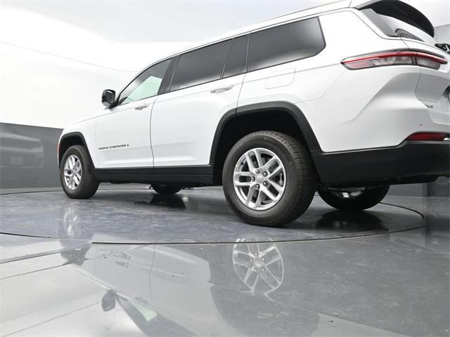 Photo of 2025 Bright White Clearcoat Jeep Grand Cherokee L