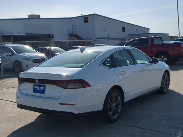 Photo of 2023 Platinum White Pearl Honda Accord