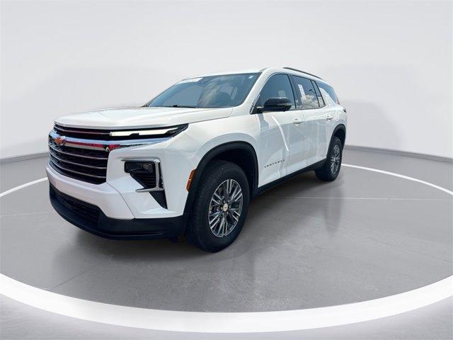 Photo of 2024 Summit White Chevrolet Traverse