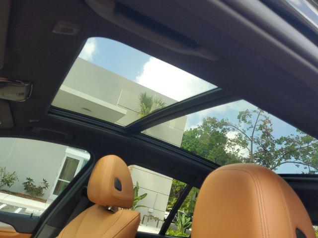 Photo of 2022 Jet Black BMW X3