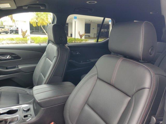 Photo of 2023 Summit White Chevrolet Traverse