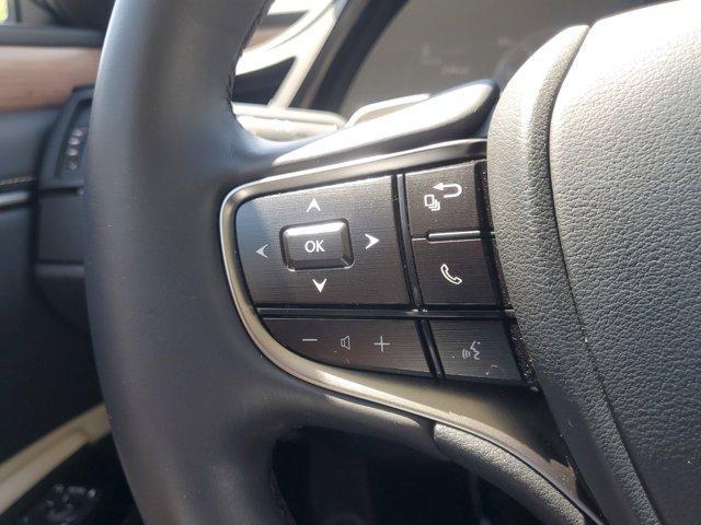 Photo of 2025 Pearl Lexus ES 350
