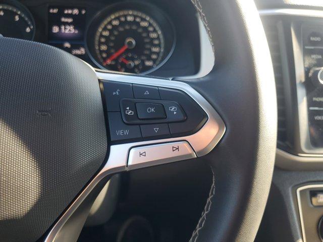 Photo of 2021 Pure White Volkswagen Atlas Cross Sport